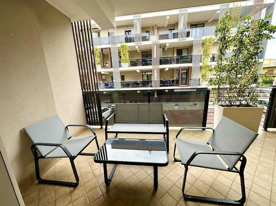 Poppy House Apartment Fiumicino 0*,  Italy